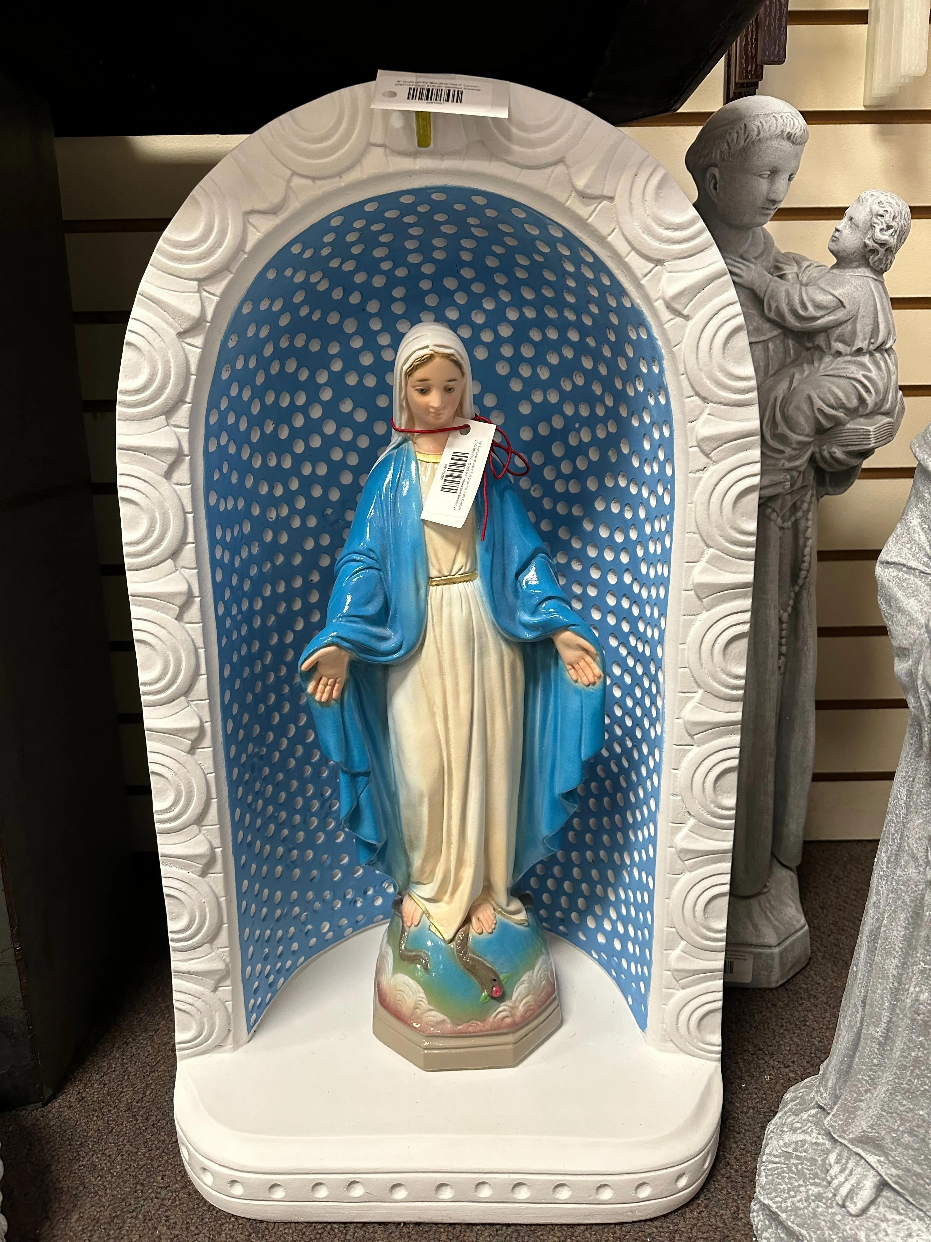 18 Our Lady of Grace FULL Color Concrete Outdoor.  ITEM CANNOT BE SHIPPED.