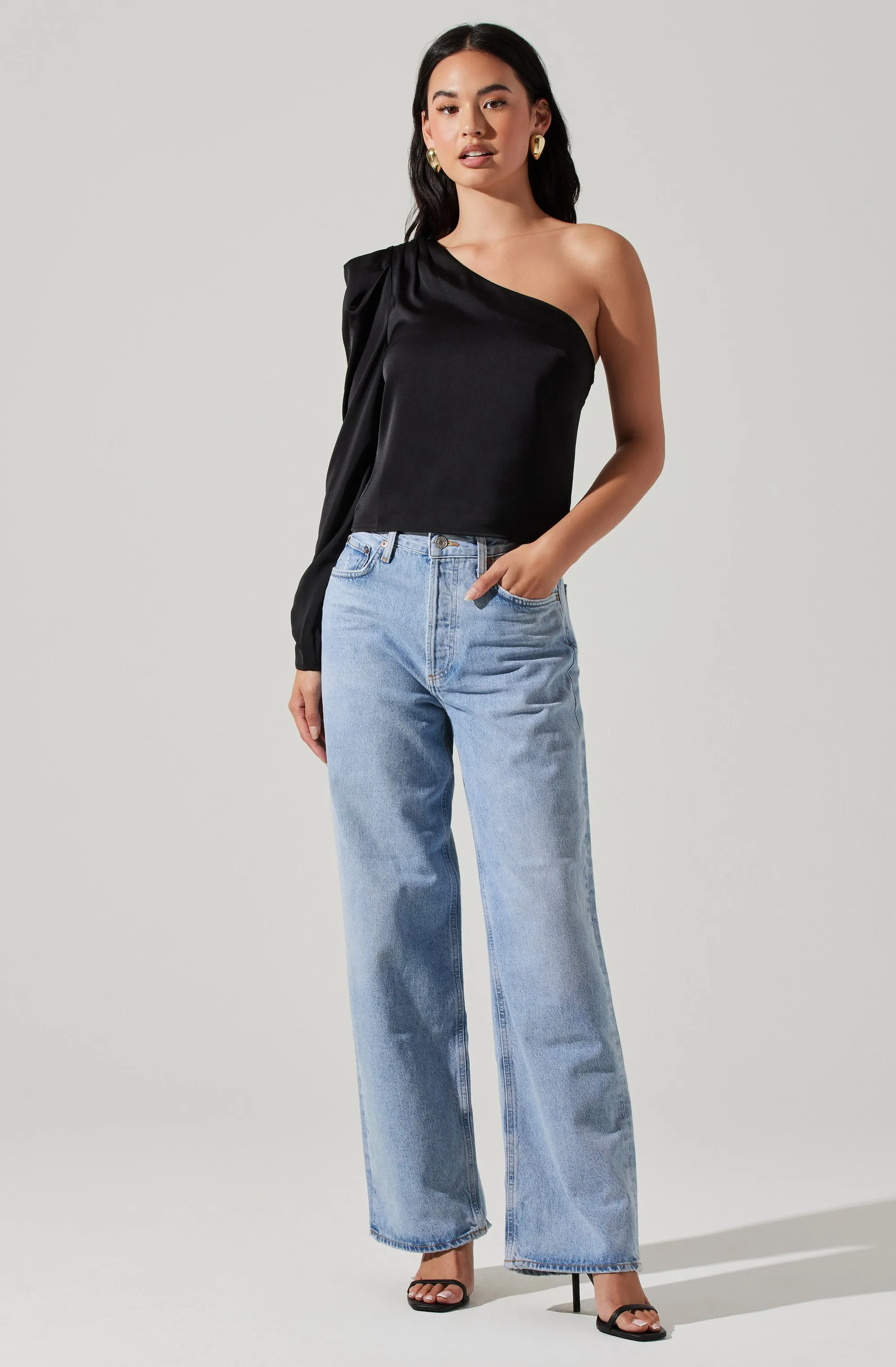 Asymmetrical Puff Sleeve Top