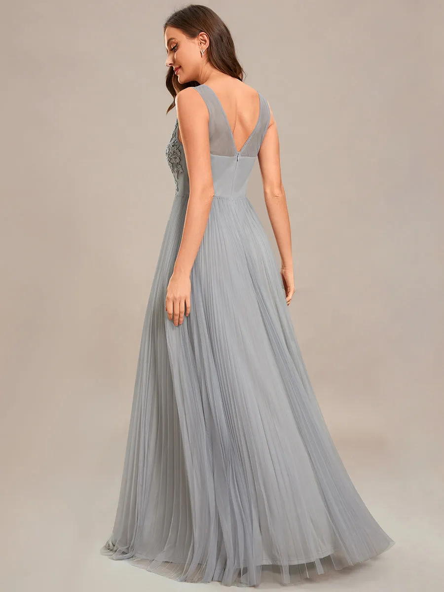 Elegant Appliques Chiffon A-Line Floor Length V Neck Sleeveless Evening Dress