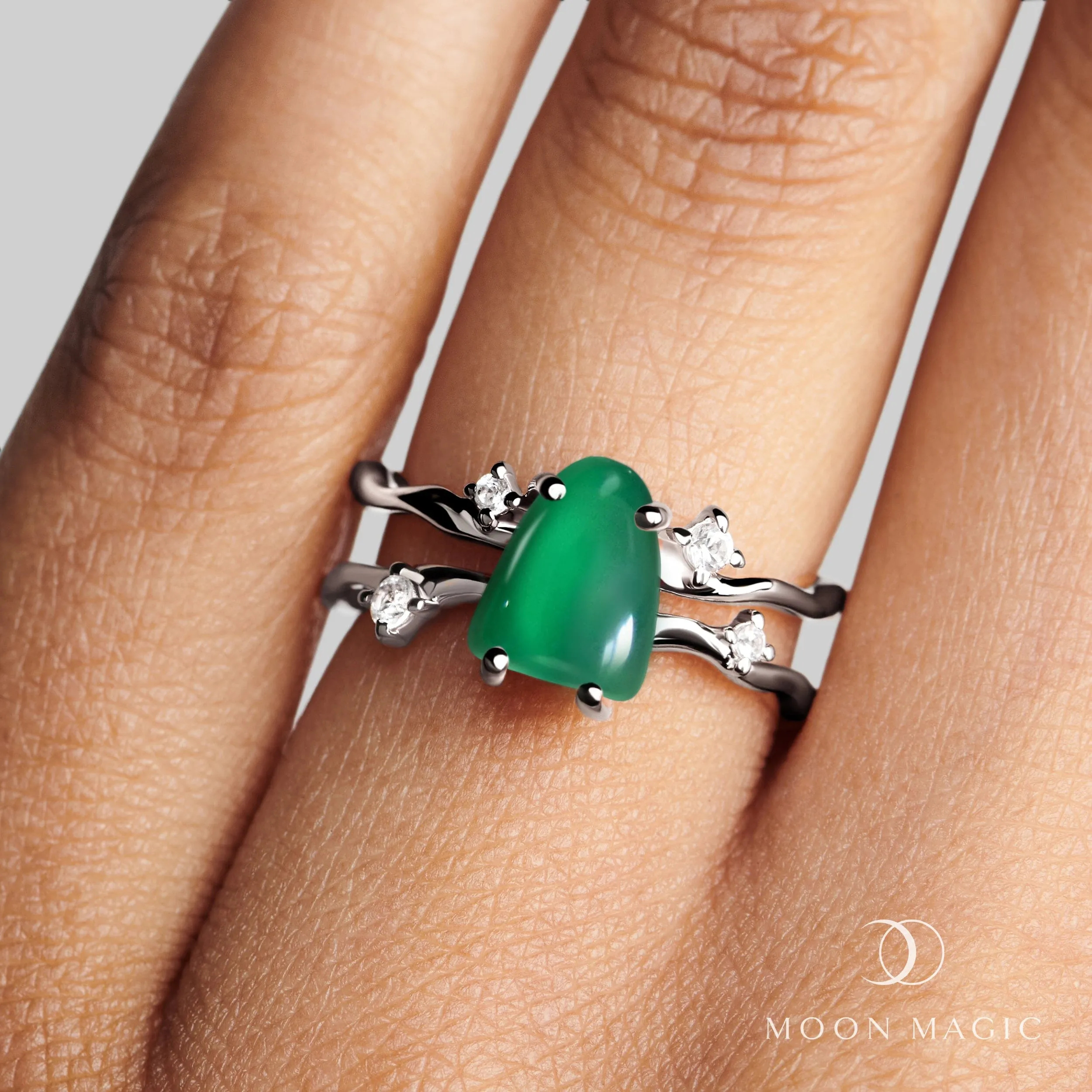 Green Onyx Ring - Flow