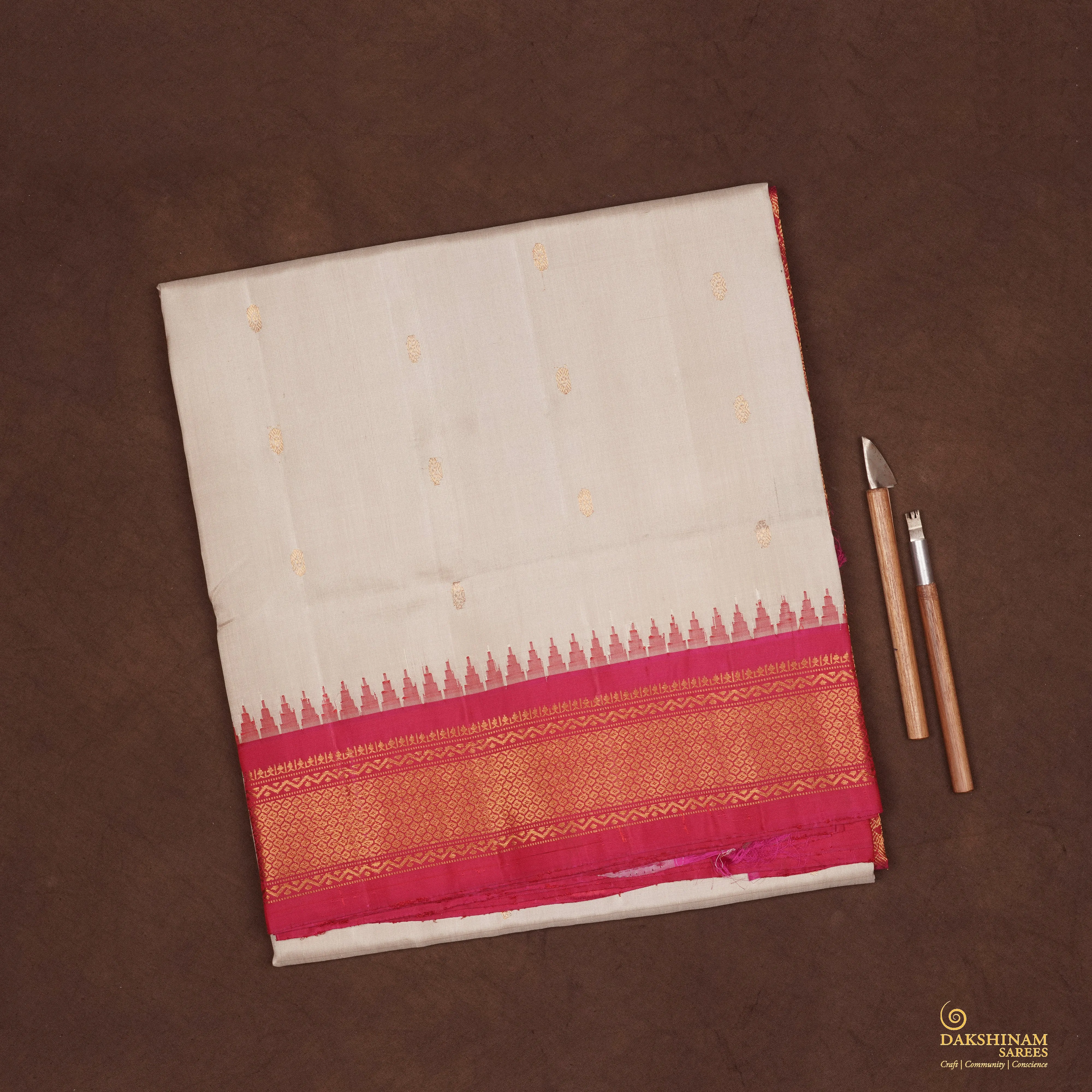 Handwoven Ivory with Pink Gadwal Silk Saree - 2023T008774DSC