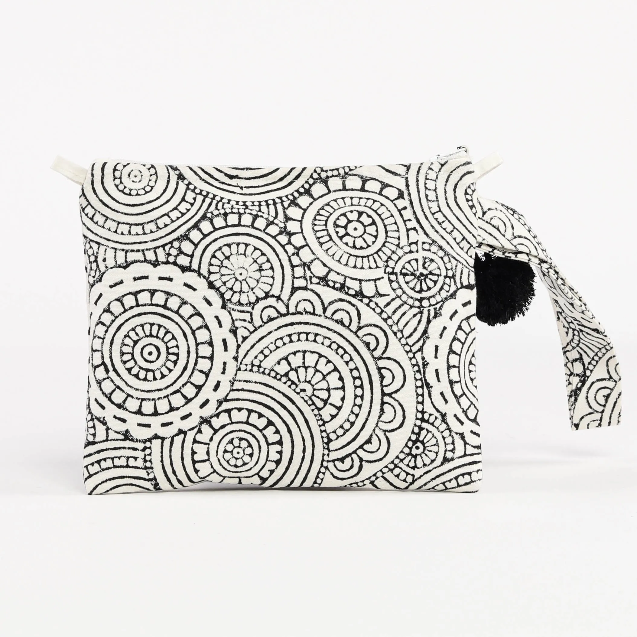 Nemertes Pouch Bag