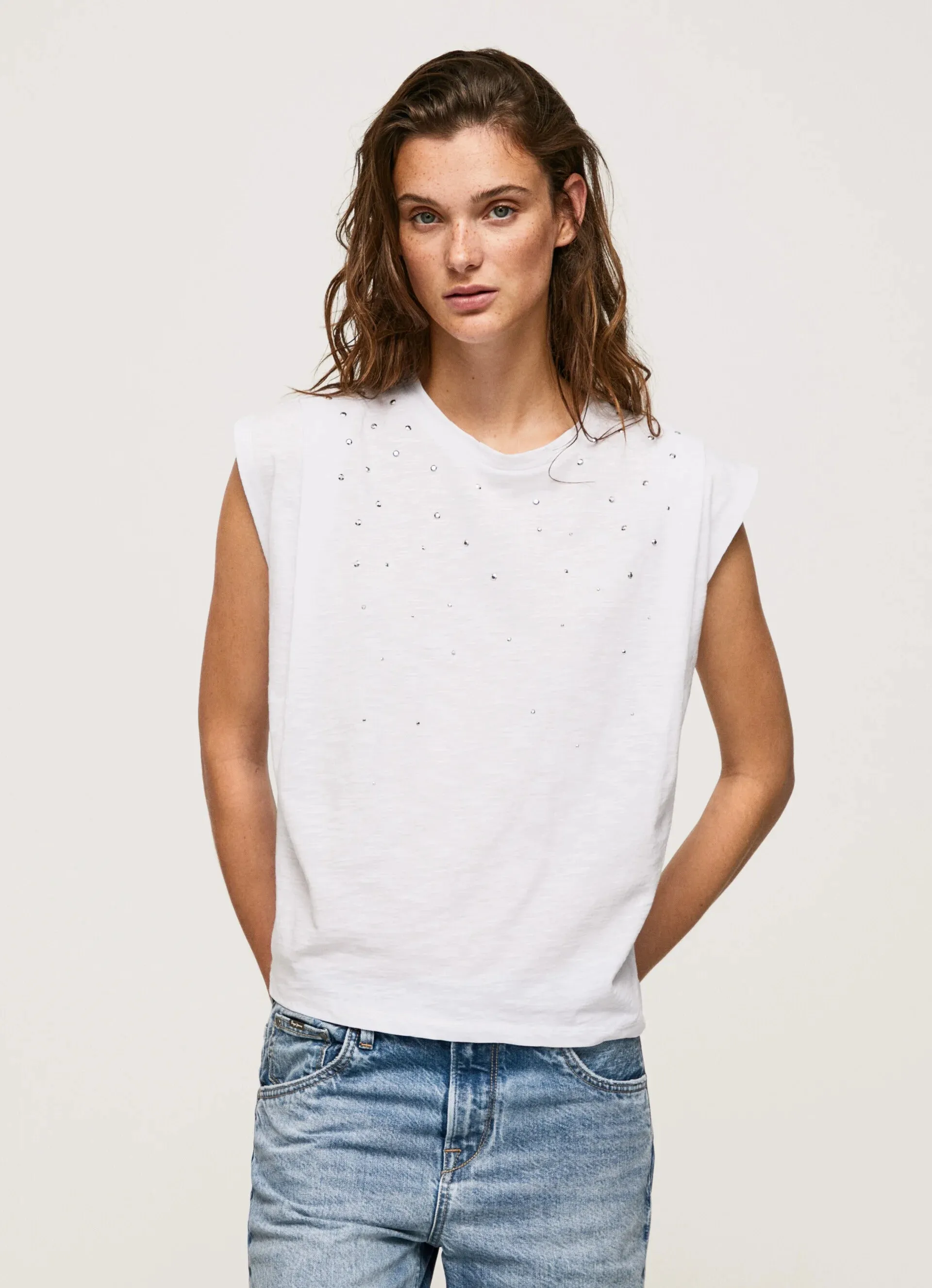 Pepe jeans sleeveless t-shirt with Morgana studs PL505425 800 white 