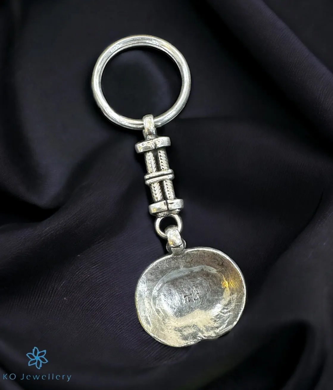 The Saanya Antique Silver Key Chain