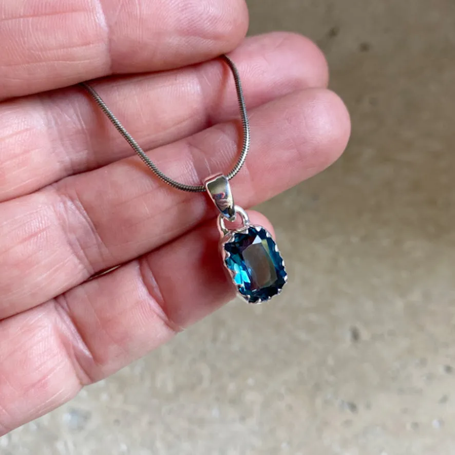 Topaz Pendant - Melita